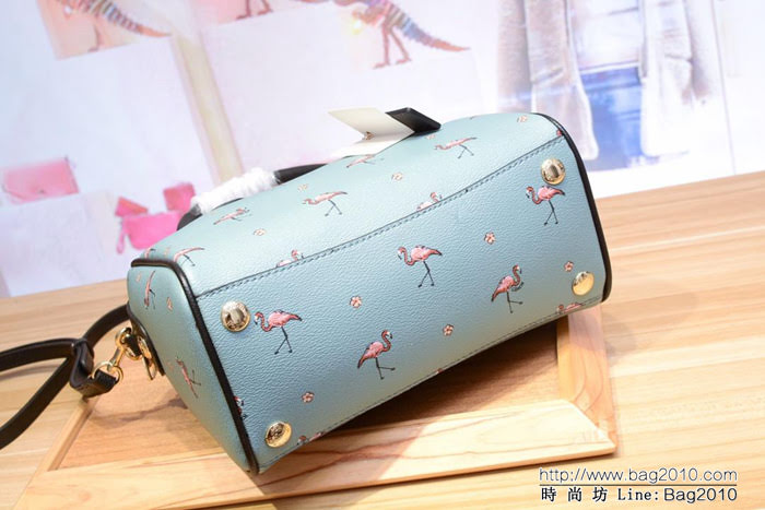 COACH蔻馳 29557新款鯊魚 火烈鳥波士頓系列 枕頭包 手提斜挎包  Chz1370